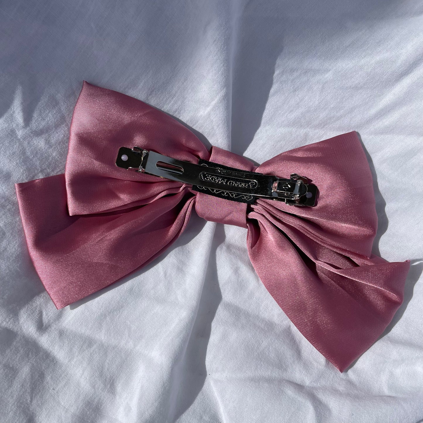 Carrie Bow || Hair Clip