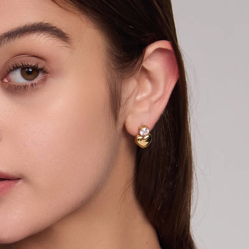 GINA HEART STUDS SILVER