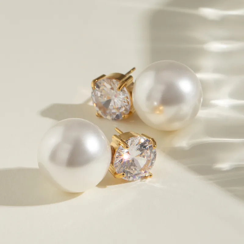 Emma Pearl Stud Earrings
