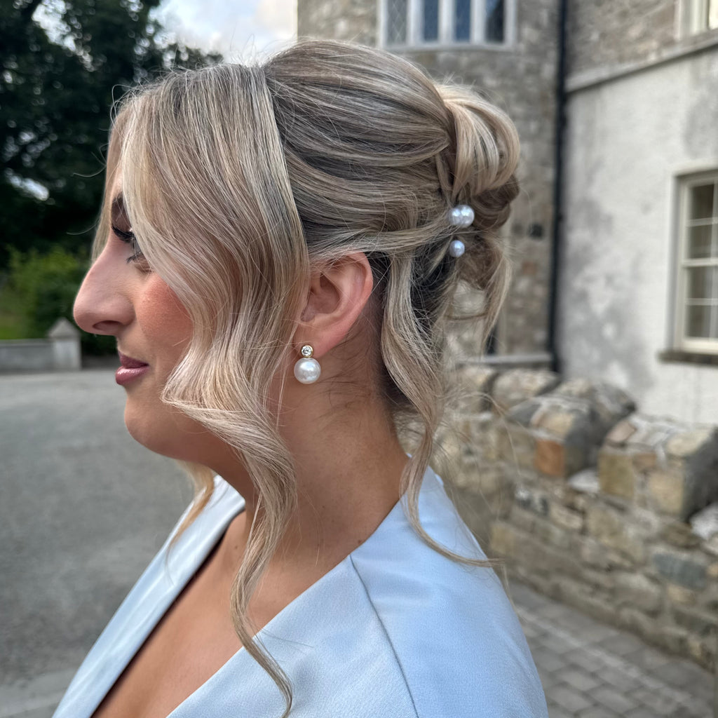 Annie Pearl Stud Earrings