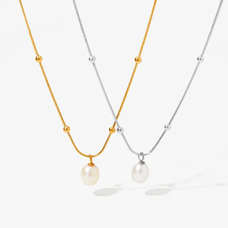 Caoimhe Pearl Necklace