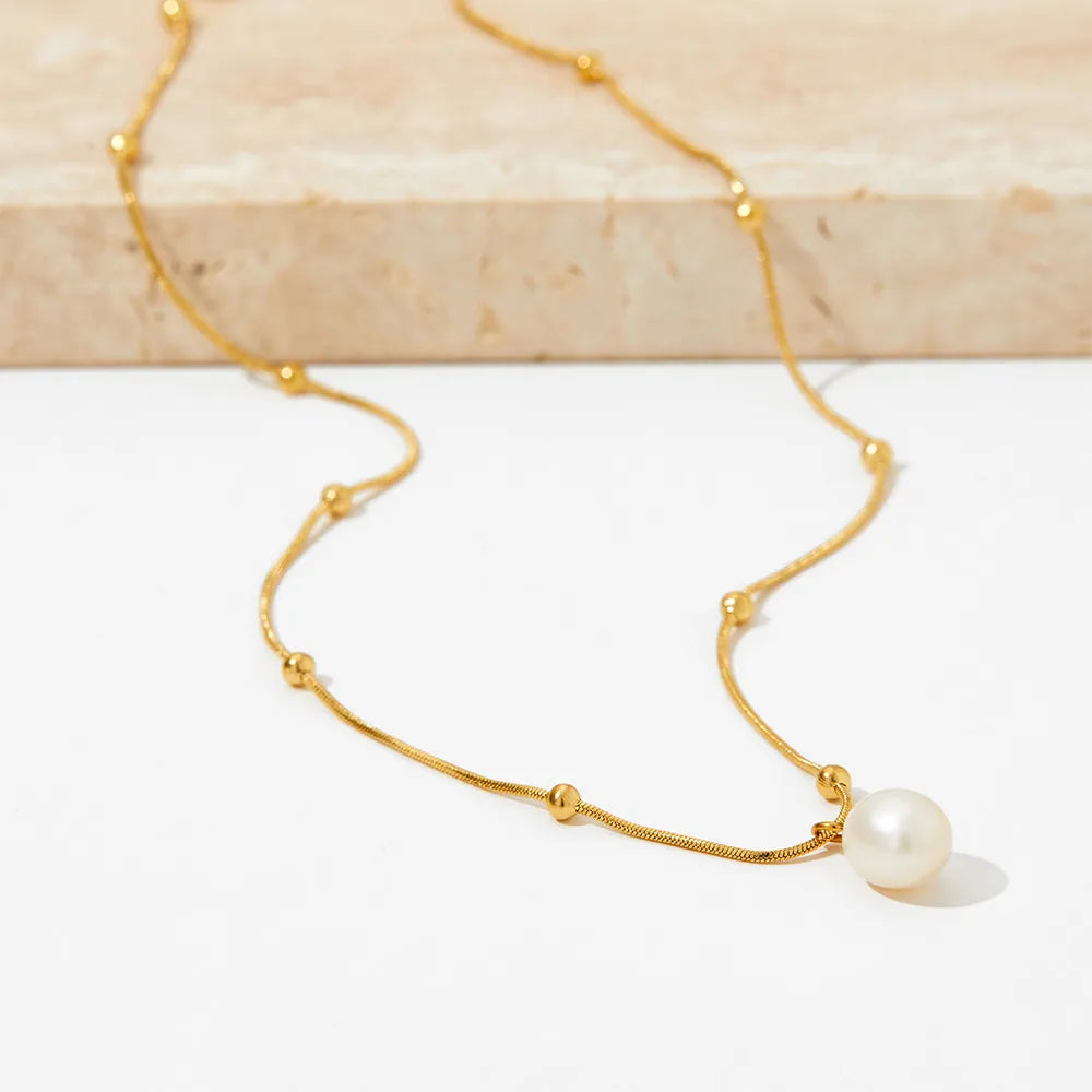 Caoimhe Pearl Necklace