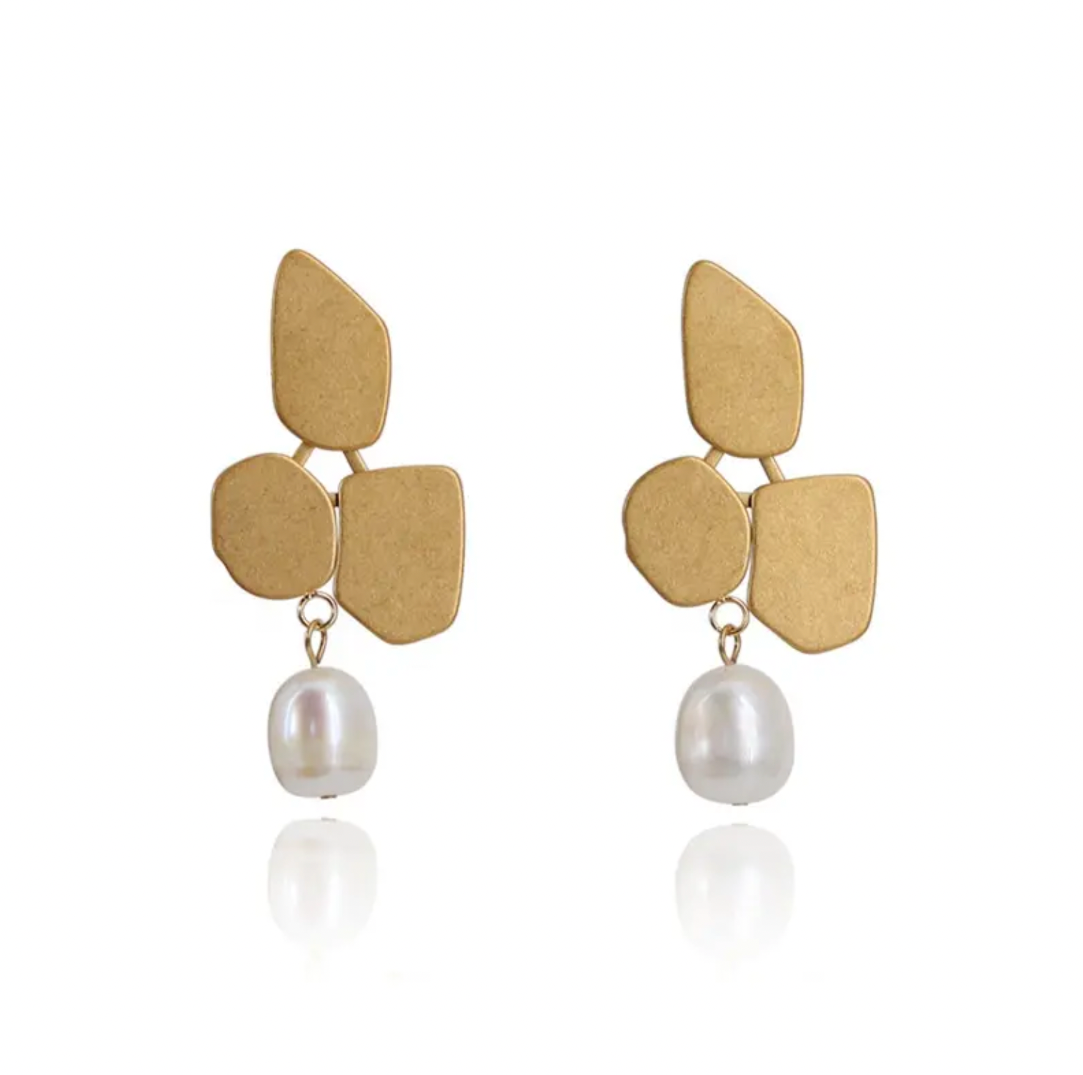 Leia Earrings in Gold