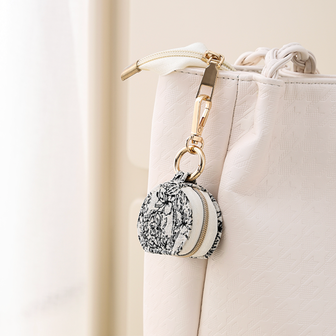 Jewellery Keyring Travel Case