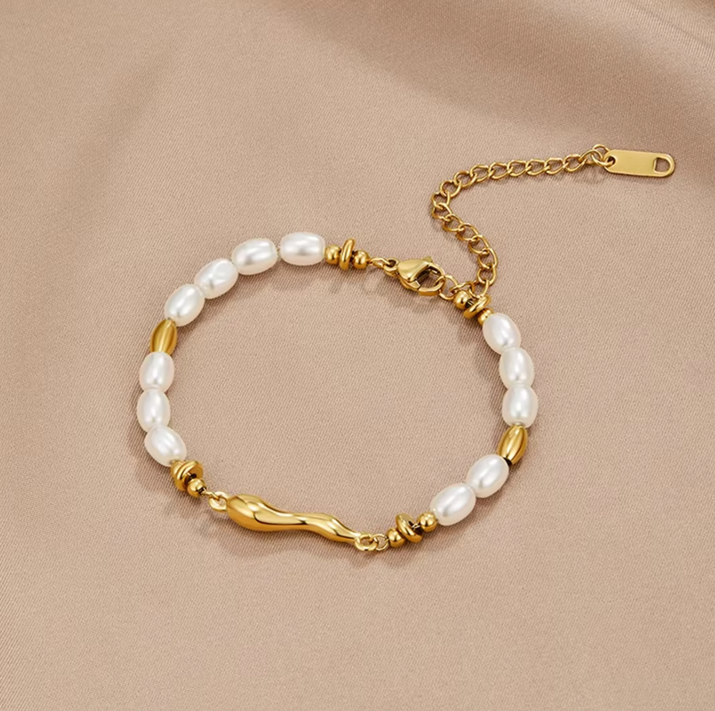 Lena Pearl Bracelet