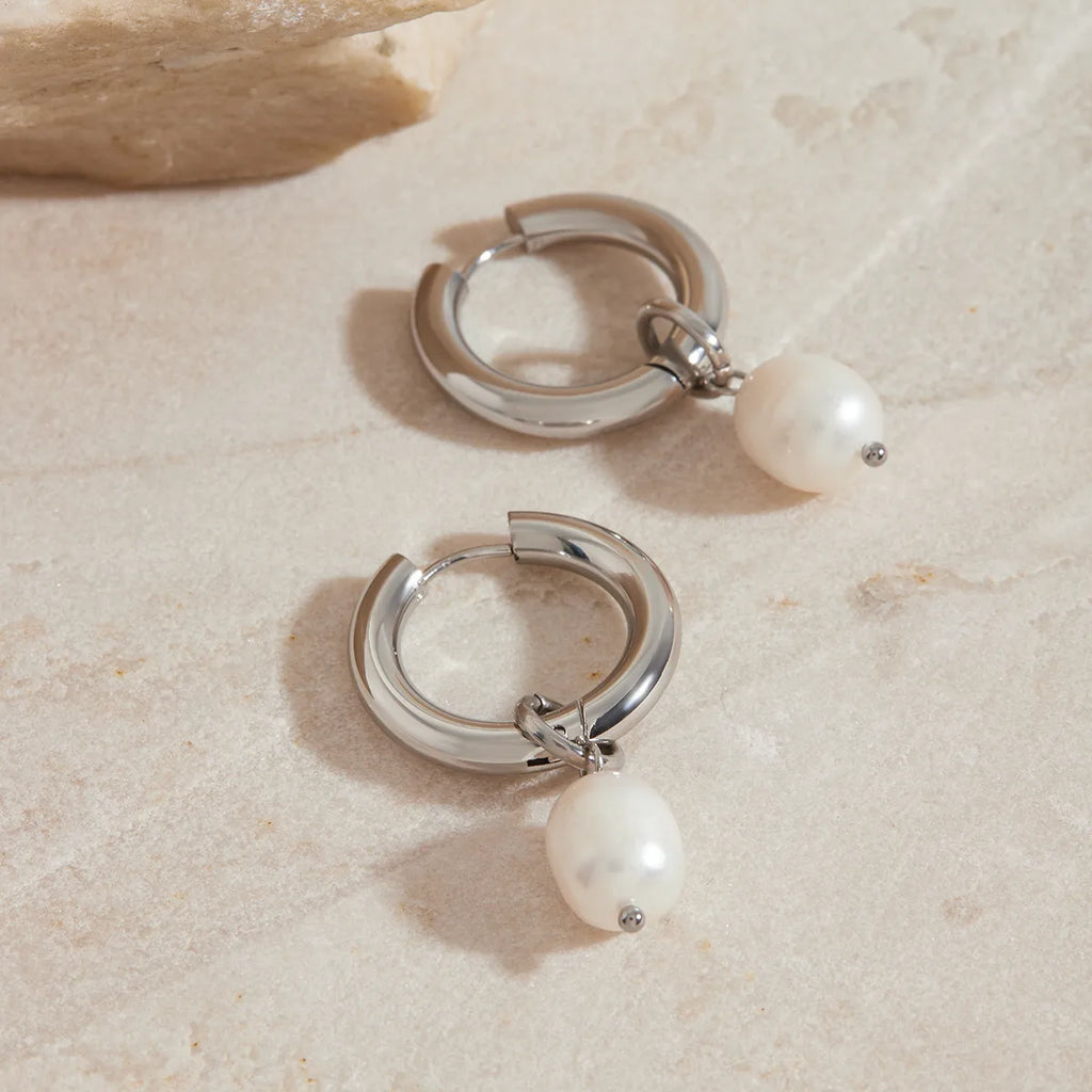 Lisa Pearl Hoops
