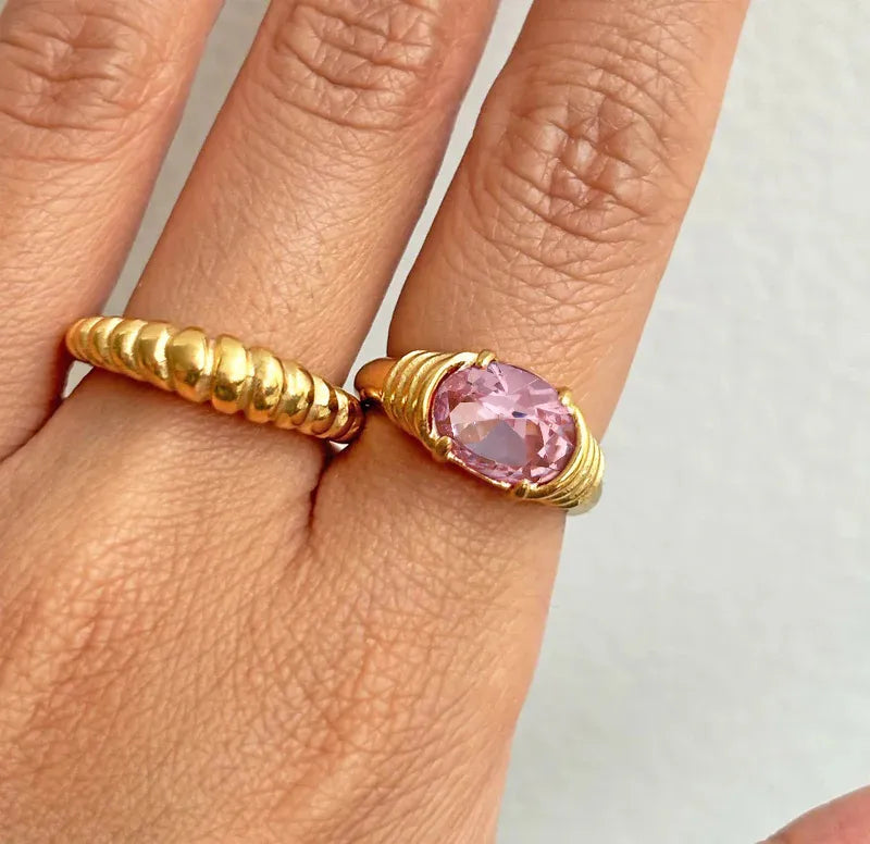Éire Pink Gemstone Ring