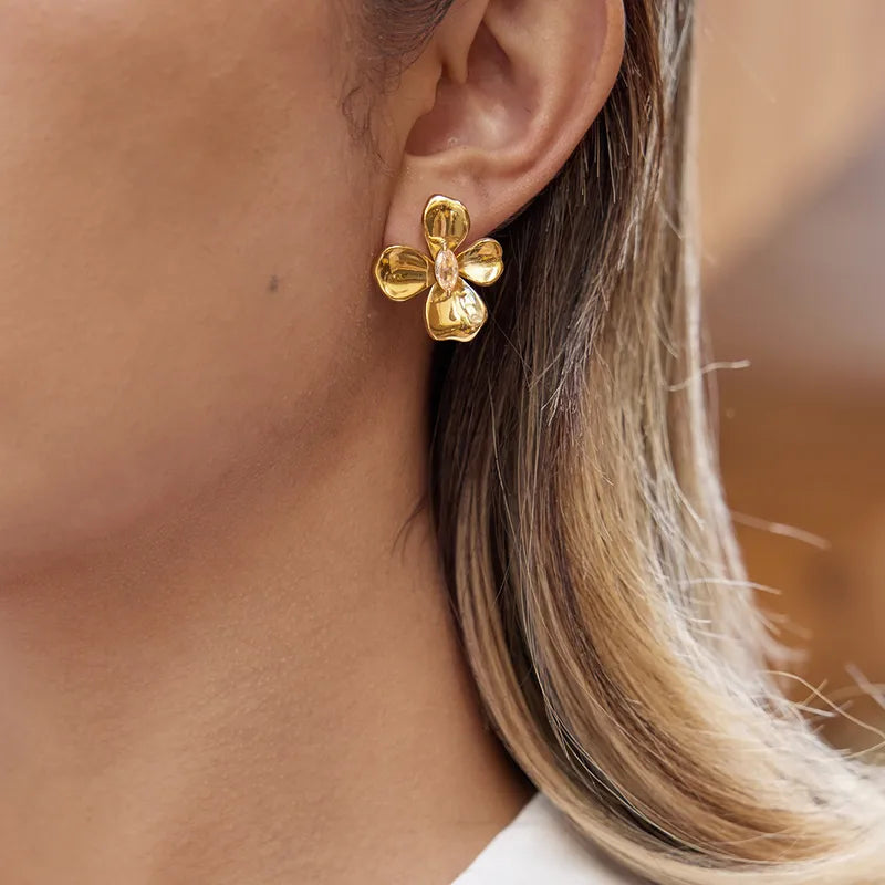 Éclat Fleur Studs