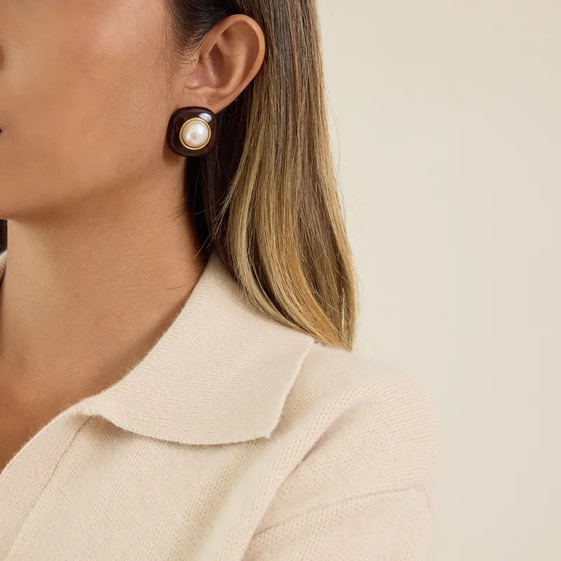 Carrie Chocolate Studs